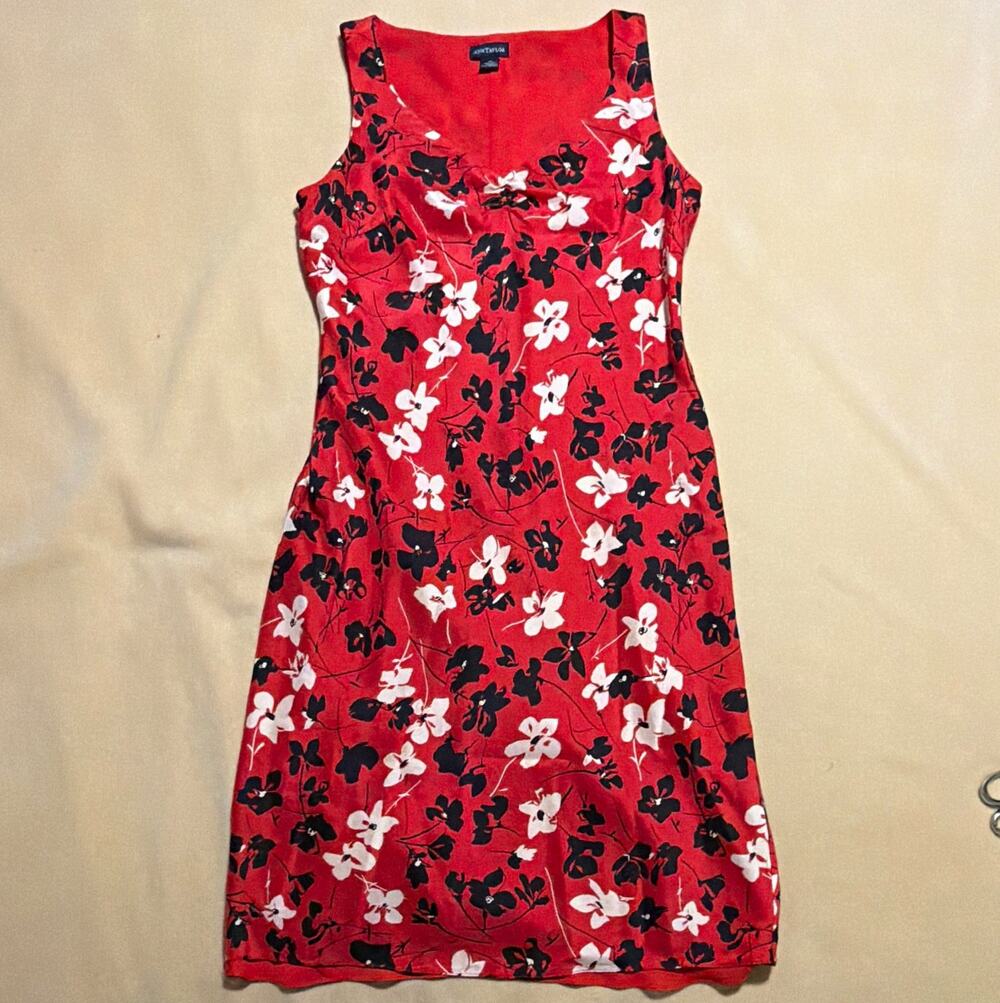 Ann Taylor Women’s Size 12 Red Floral V-Neck A-Line Silk Satin Dress Zip